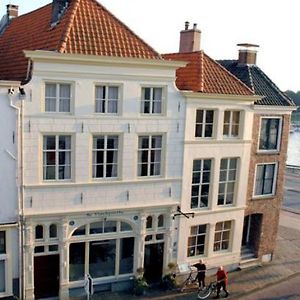 Hotel De Vischpoorte, Hartje Deventer En Aan De Ijssel